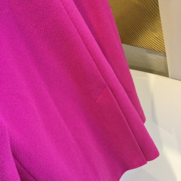 BCBG Maxazria Fuchsia Coat MEDIUM - Picture 4 of 7